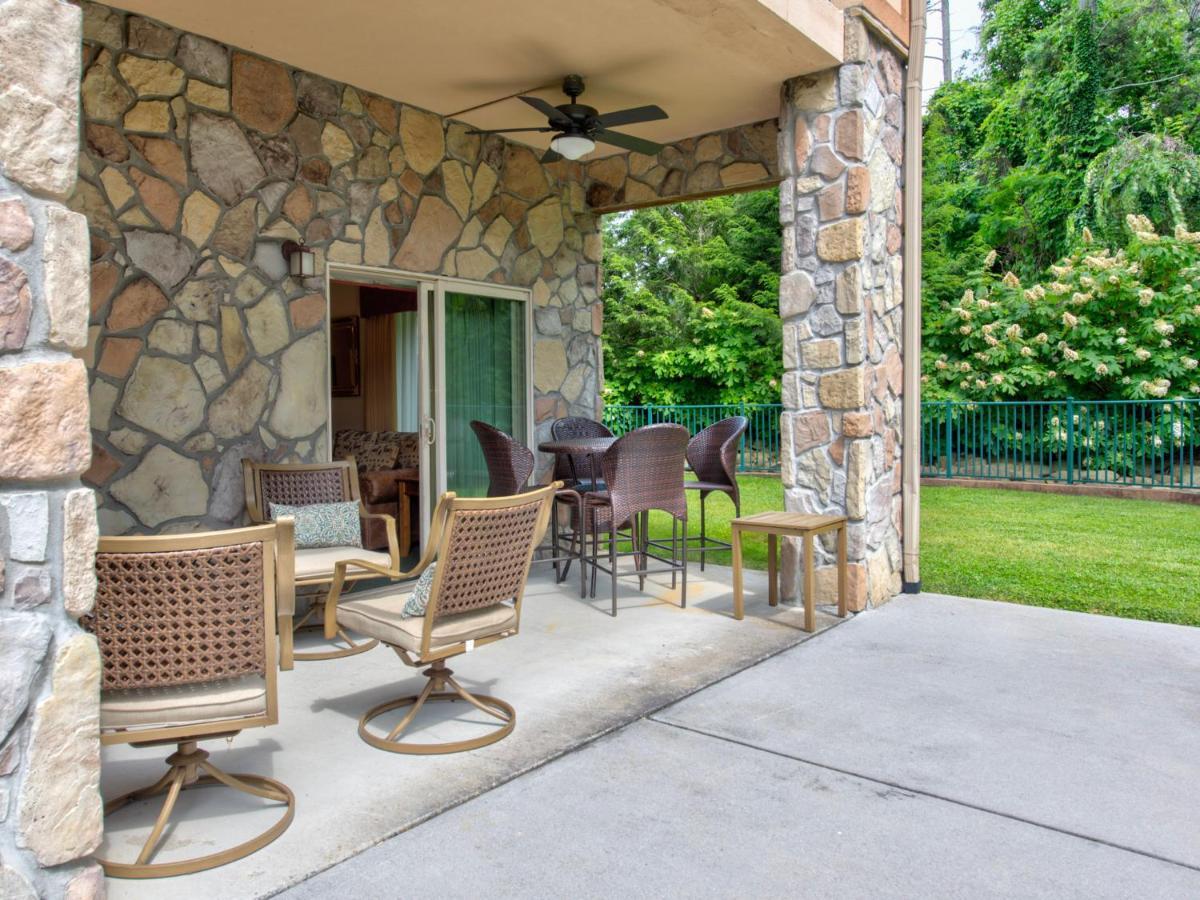 Apartament City Bear, 2Br, Pool, Spa, Downtown Gatlinburg, Sleeps 6 Zewnętrze zdjęcie